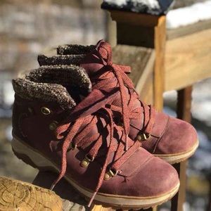 Wine Merrell Women's Footwear